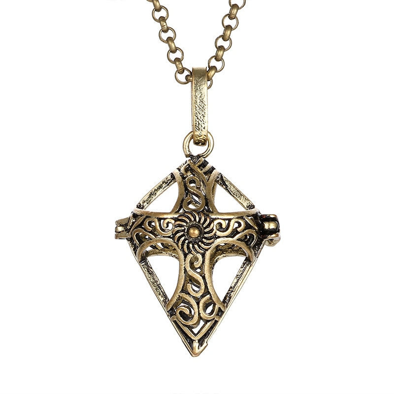 Raskaana olevan naisen kaulakoru Bola de Grossesse ontolla riipuksella 