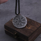 Viikinkikaulakoru Vegvisir
