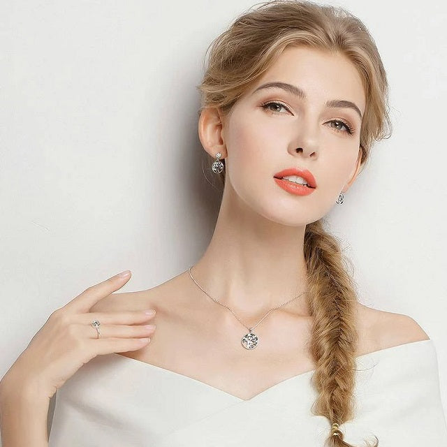 Hopeinen Elämänpuu-riipus